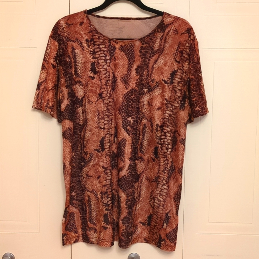Vintage velour brown snake skin print t-shirt
